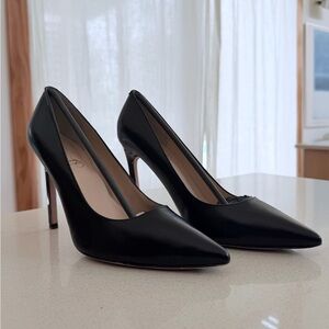 Ivanka Trump Black Pointed Toe Stiletto Heels